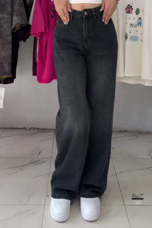 Women’s High-Waisted Wide-Leg Jeans – Vintage Black Wash