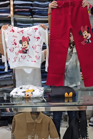 Cozy Cartoon Hoodie & Jogger Set – Cute, Comfy, and Ready for Winter ❄️🧸